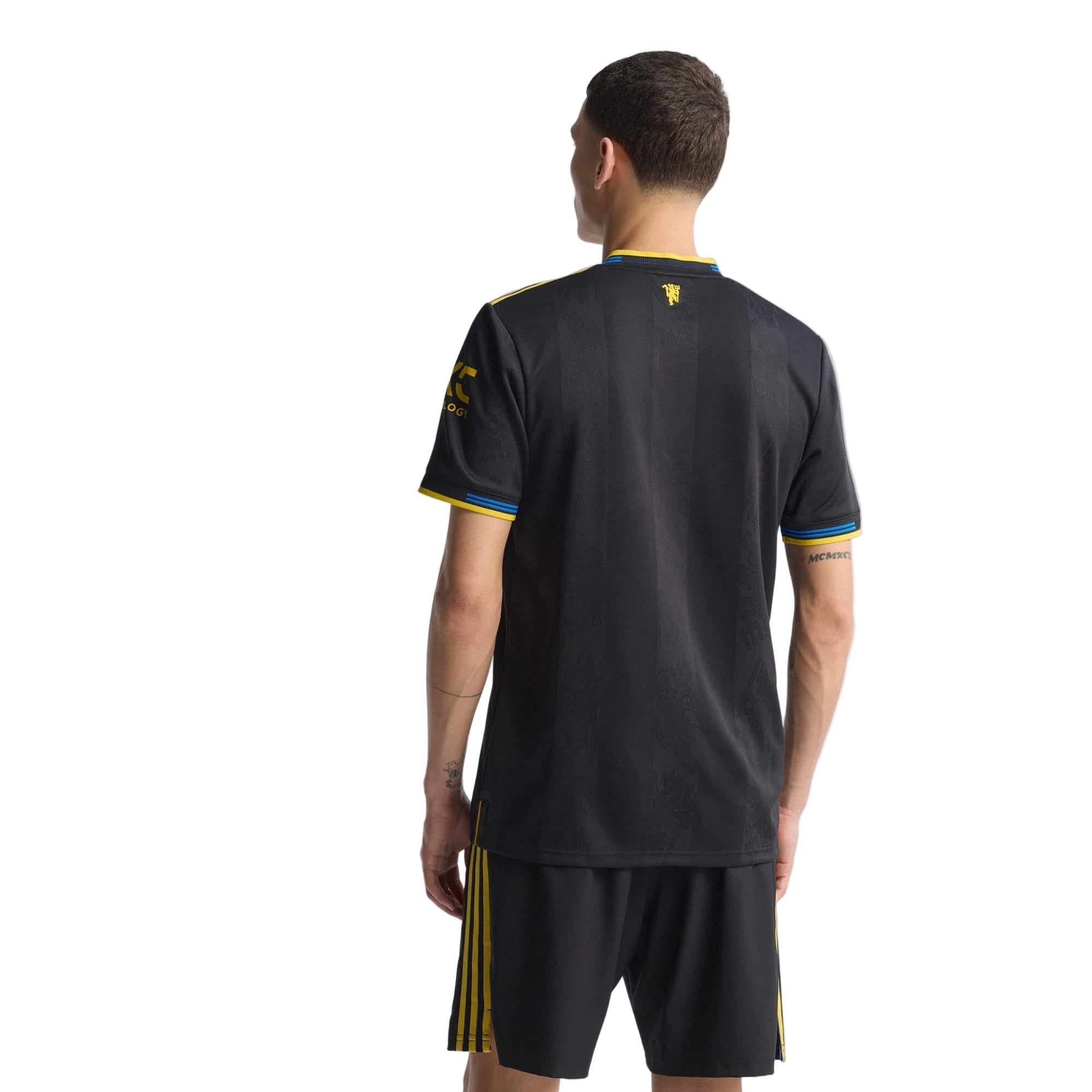 adidas Men's Manchester United Authentic Third Jersey 25/26 w/ NRFR + EPL Patches (Black)