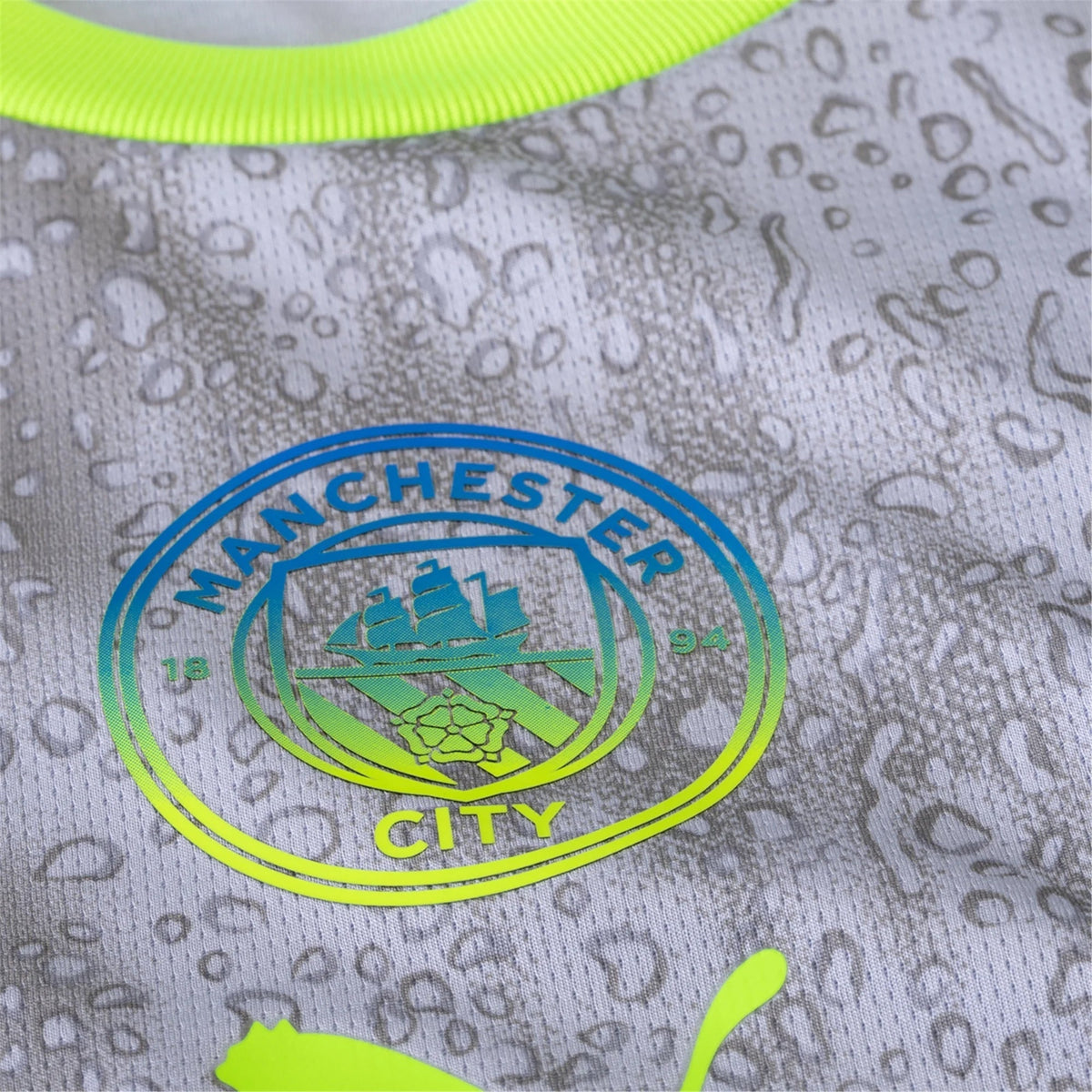 Puma Men's Manchester City Reijnders Third Jersey w/ EPL + No Room For Racism Patches 25/26 (Cool Weather/Pro Green)